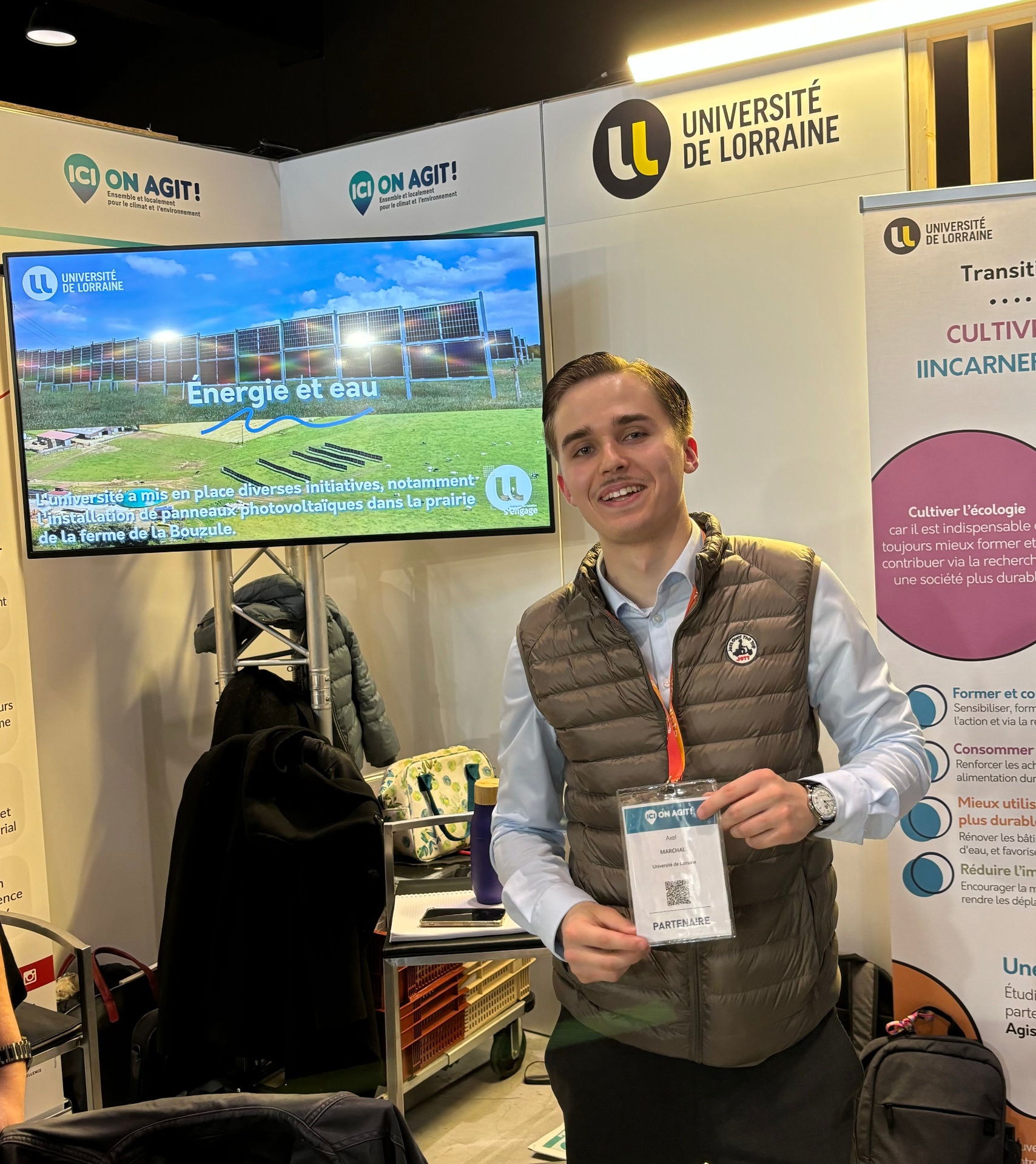 Stand Ici On Agit avec l'Université de Lorraine