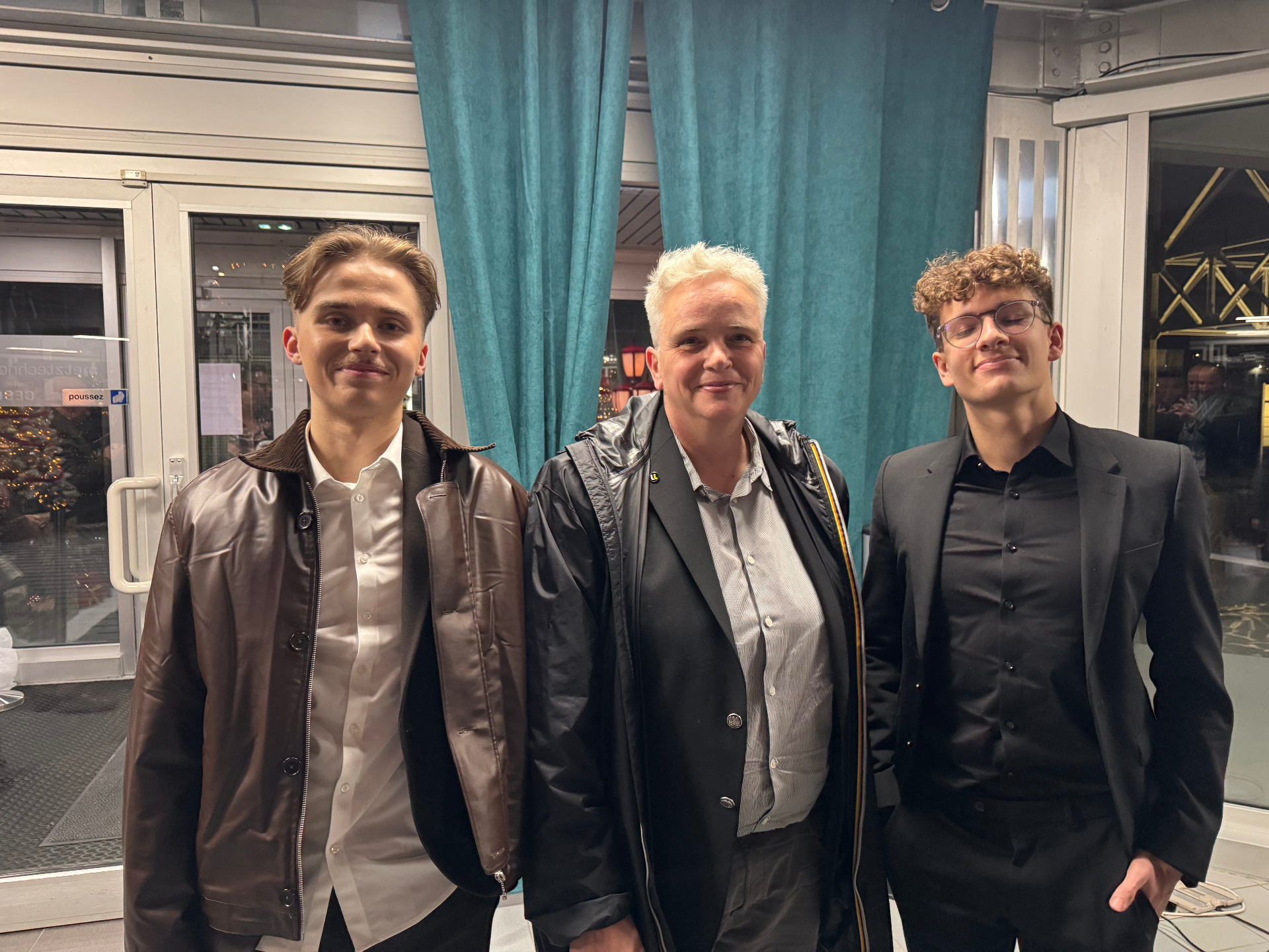 Remise des prix MC6 avec le jury